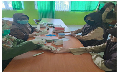 SEMANGAT KARTINI DAN PEREMPUAN YANG SEHAT